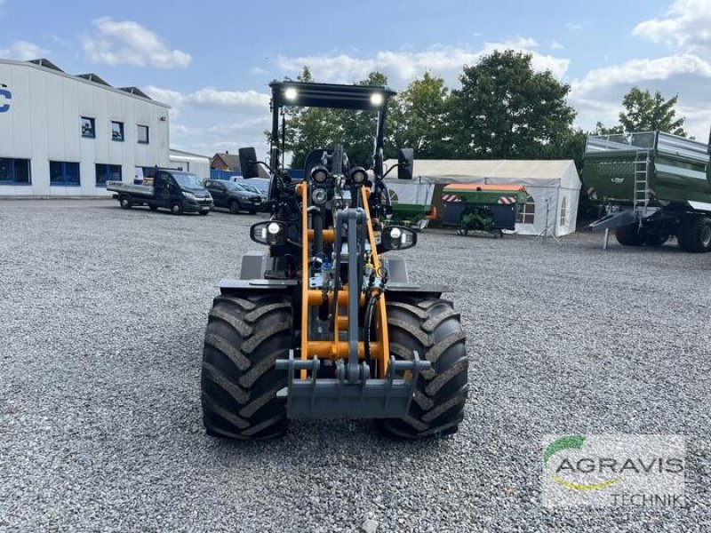 Radlader of the type GiANT G2700 HD+, Neumaschine in Raesfeld (Picture 5)