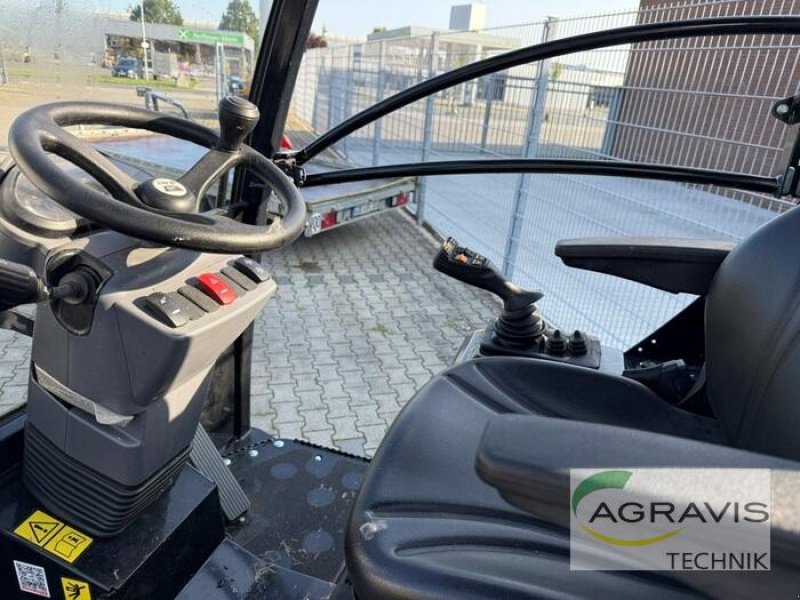 Radlader of the type GiANT G3500 TELE, Neumaschine in Ascheberg (Picture 9)