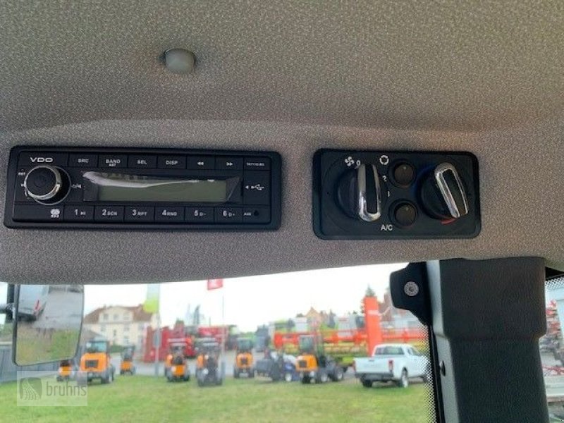 Radlader des Typs GiANT G5000 Tele, Gebrauchtmaschine in Karstädt (Bild 11)