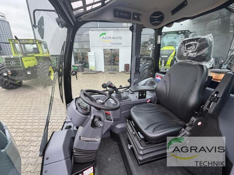 Radlader of the type GiANT G5000, Neumaschine in Ascheberg (Picture 10)