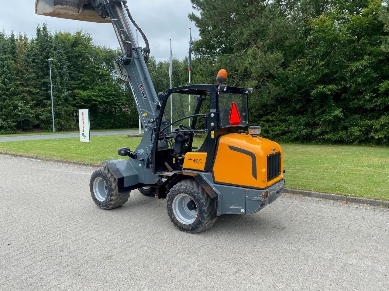 Radlader of the type GiANT V6004T, Gebrauchtmaschine in Tim (Picture 2)