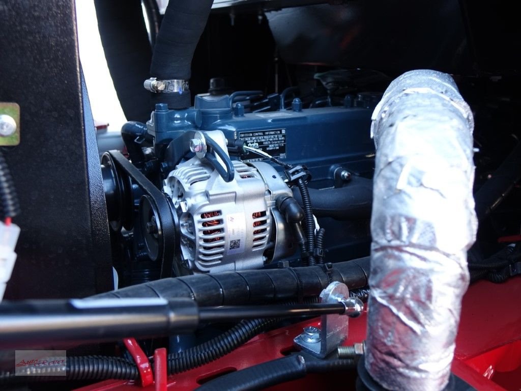 Radlader tip Grizzly Grizzly 810+ offene Kabine mit Kubota Motor E5, Neumaschine in Fohnsdorf (Poză 7)