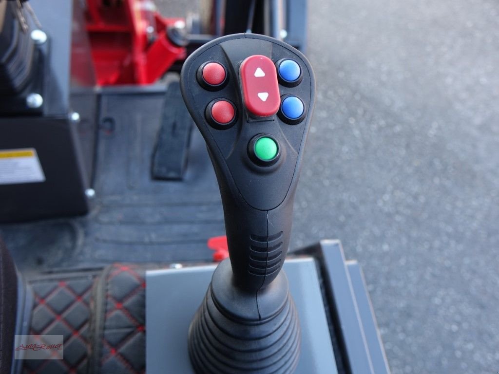 Radlader typu Grizzly Grizzly 811 Telescope offene Kabine Allrad E5 Mo, Gebrauchtmaschine v Fohnsdorf (Obrázek 8)