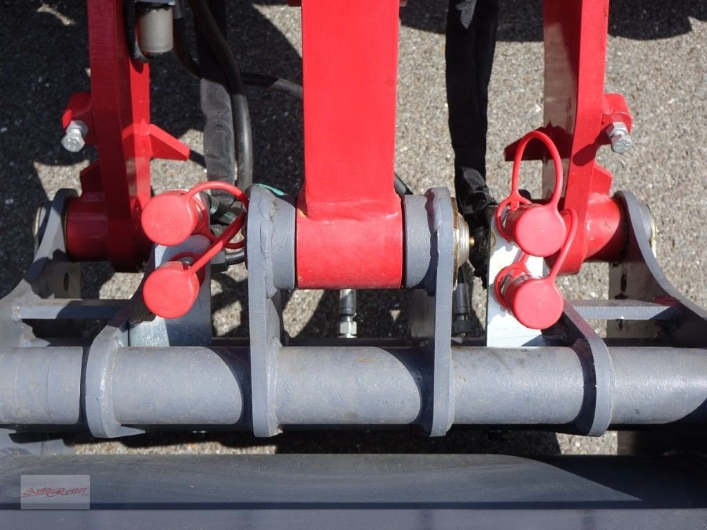 Radlader of the type Grizzly HQ260 Hoflader 4WD mit 1500Kg Hublast, Neumaschine in Fohnsdorf (Picture 24)