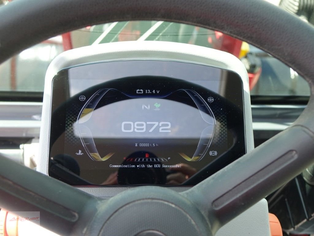 Radlader of the type Grizzly HQ260 Hoflader 4WD mit 1500Kg Hublast, Neumaschine in Fohnsdorf (Picture 14)