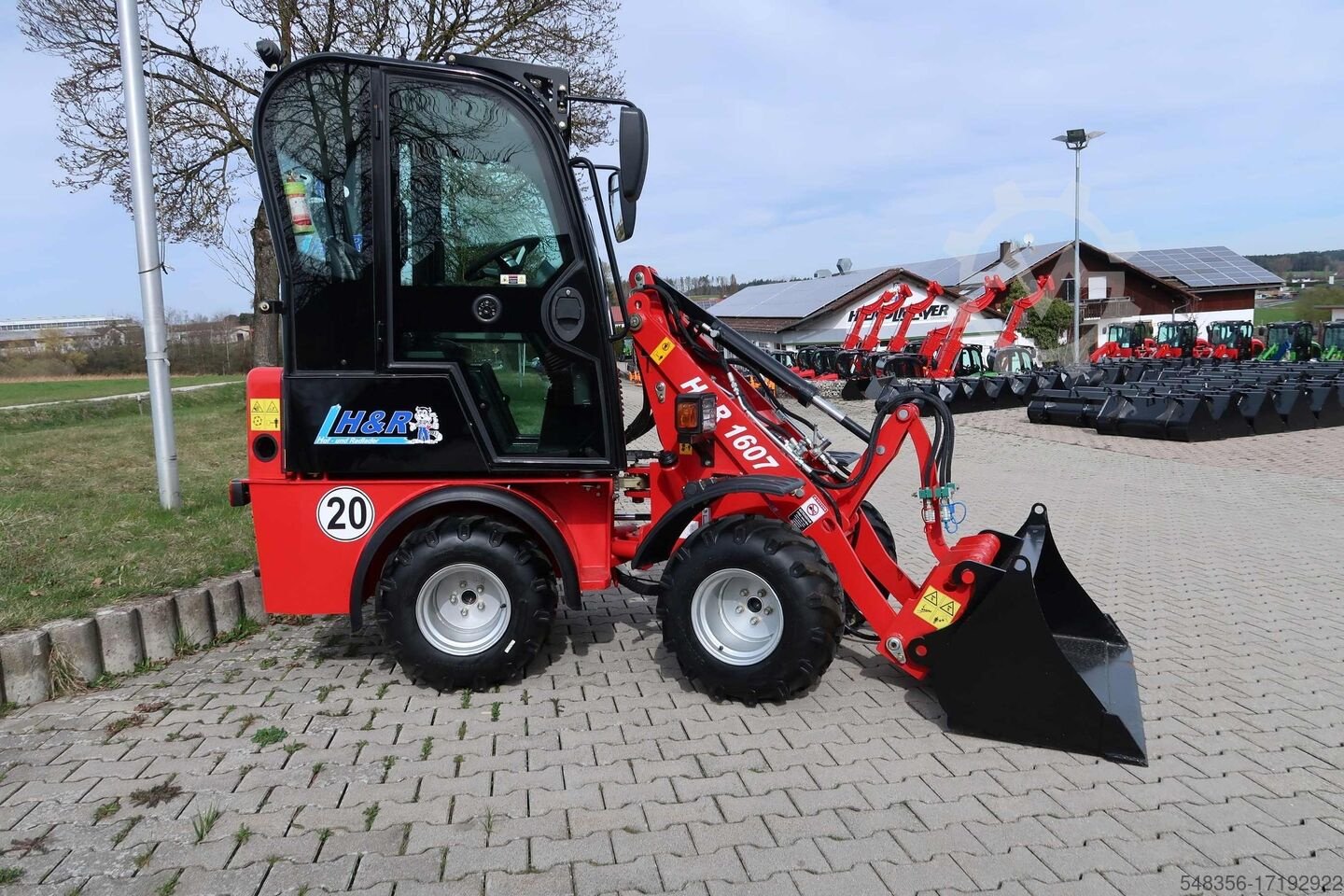 Radlader del tipo H&R 1607 Hoflader Radlader, Neumaschine In Falkenberg (Immagine 7)