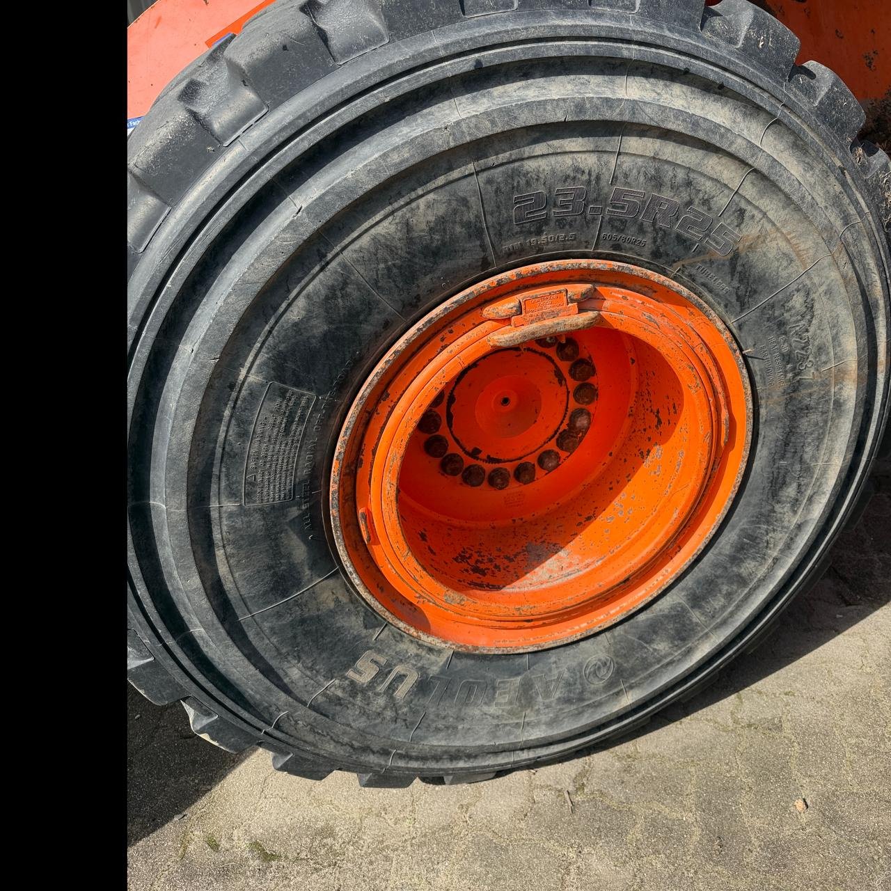 Radlader от тип Hitachi W 190, Gebrauchtmaschine в Könnern (Снимка 5)