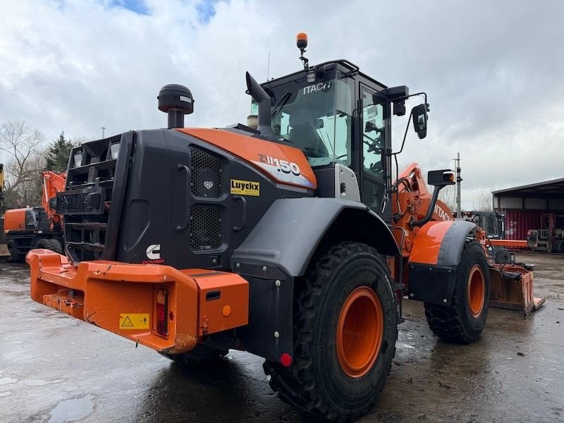 Radlader des Typs Hitachi ZW 150-6, Gebrauchtmaschine in Beveren-Waas Melsele (Bild 5)