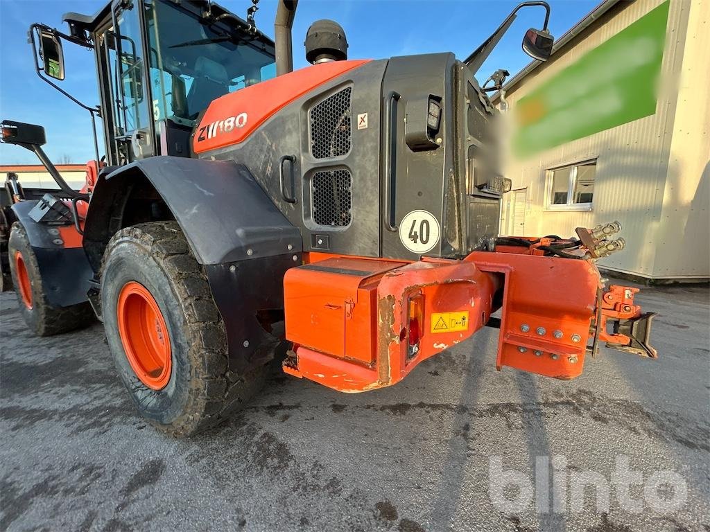 Radlader типа Hitachi ZW 180, Gebrauchtmaschine в Düsseldorf (Фотография 3)