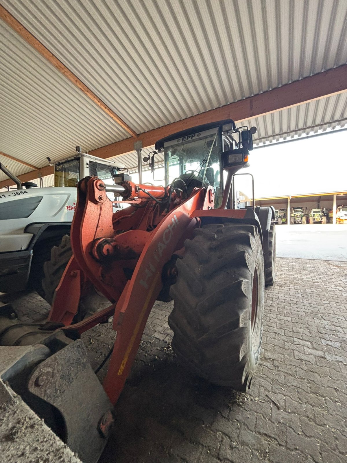 Radlader Türe ait Hitachi ZW 180, Gebrauchtmaschine içinde Wiedergeltingen (resim 1)