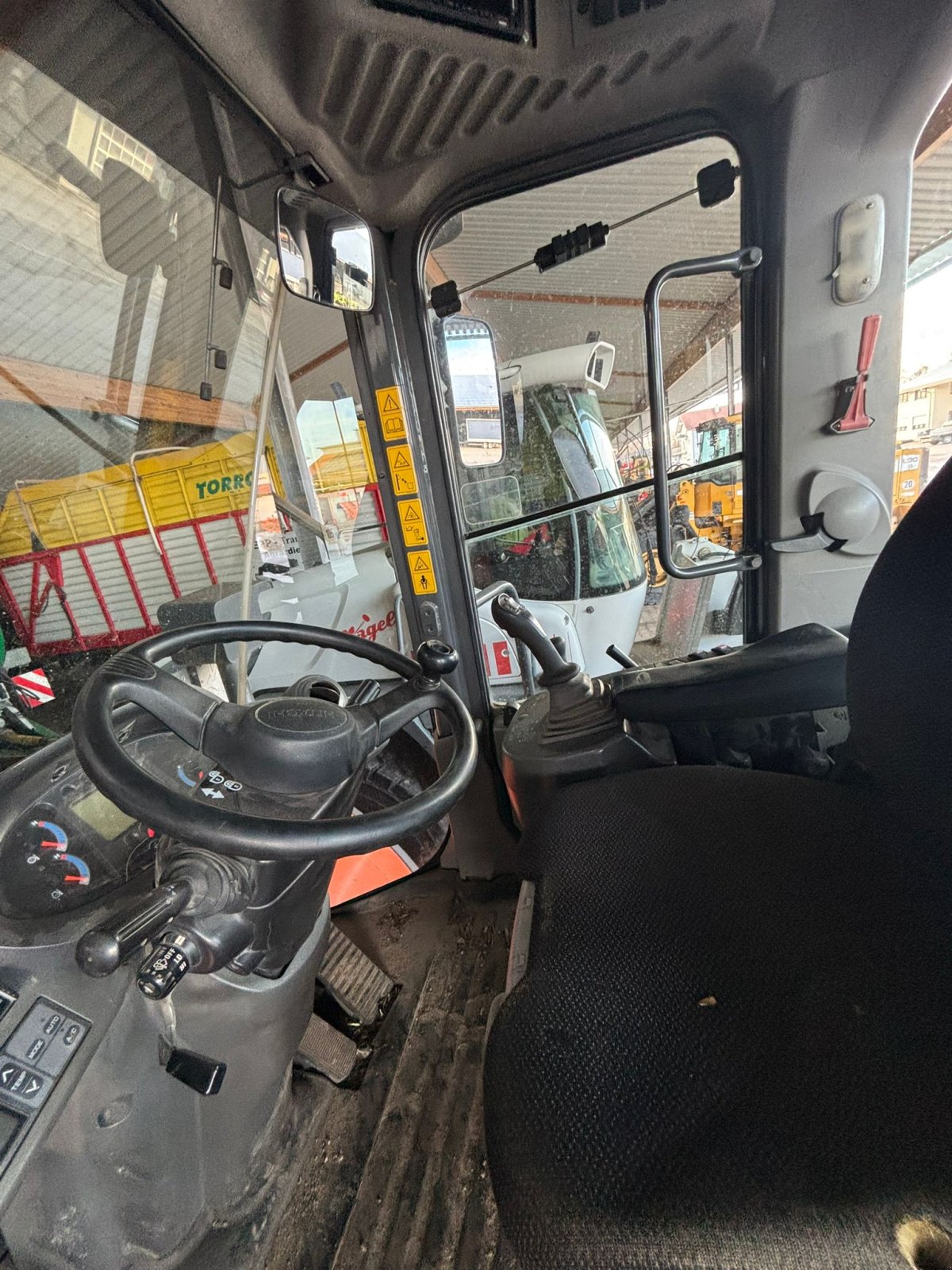 Radlader Türe ait Hitachi ZW 180, Gebrauchtmaschine içinde Wiedergeltingen (resim 6)