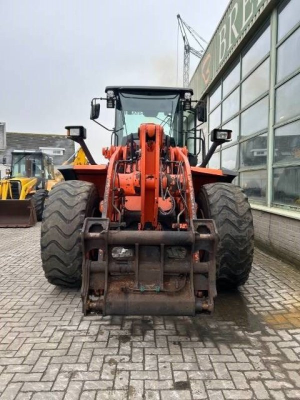 Radlader от тип Hitachi ZW 220-6, Gebrauchtmaschine в Roosendaal (Снимка 8)