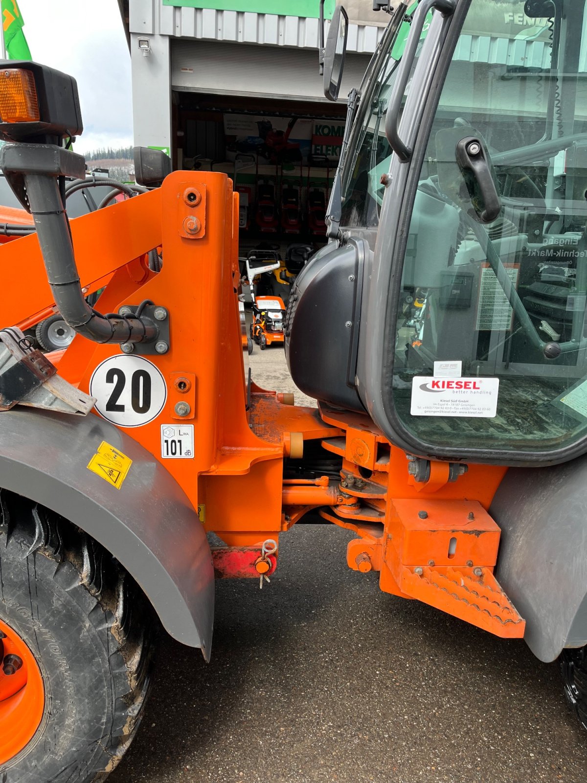 Radlader от тип Hitachi ZW 75, Gebrauchtmaschine в Donaueschingen (Снимка 3)