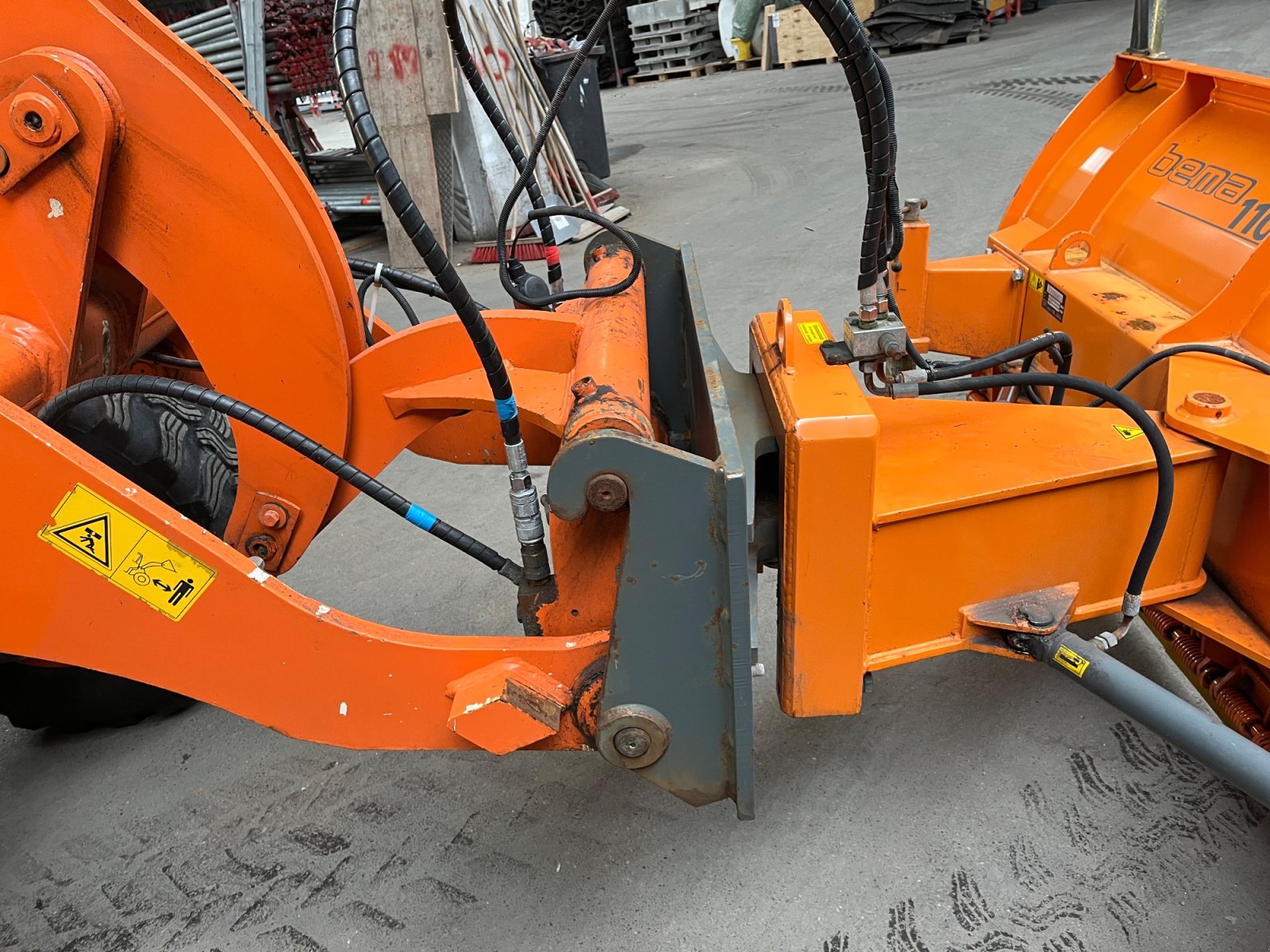 Radlader от тип Hitachi ZW 75, Gebrauchtmaschine в Donaueschingen (Снимка 16)