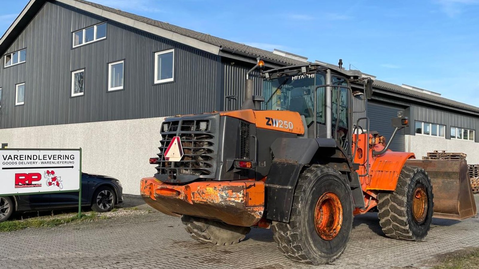 Radlader des Typs Hitachi ZW250 volvo hurtigskift og skovl, Gebrauchtmaschine in Kongerslev (Bild 3)