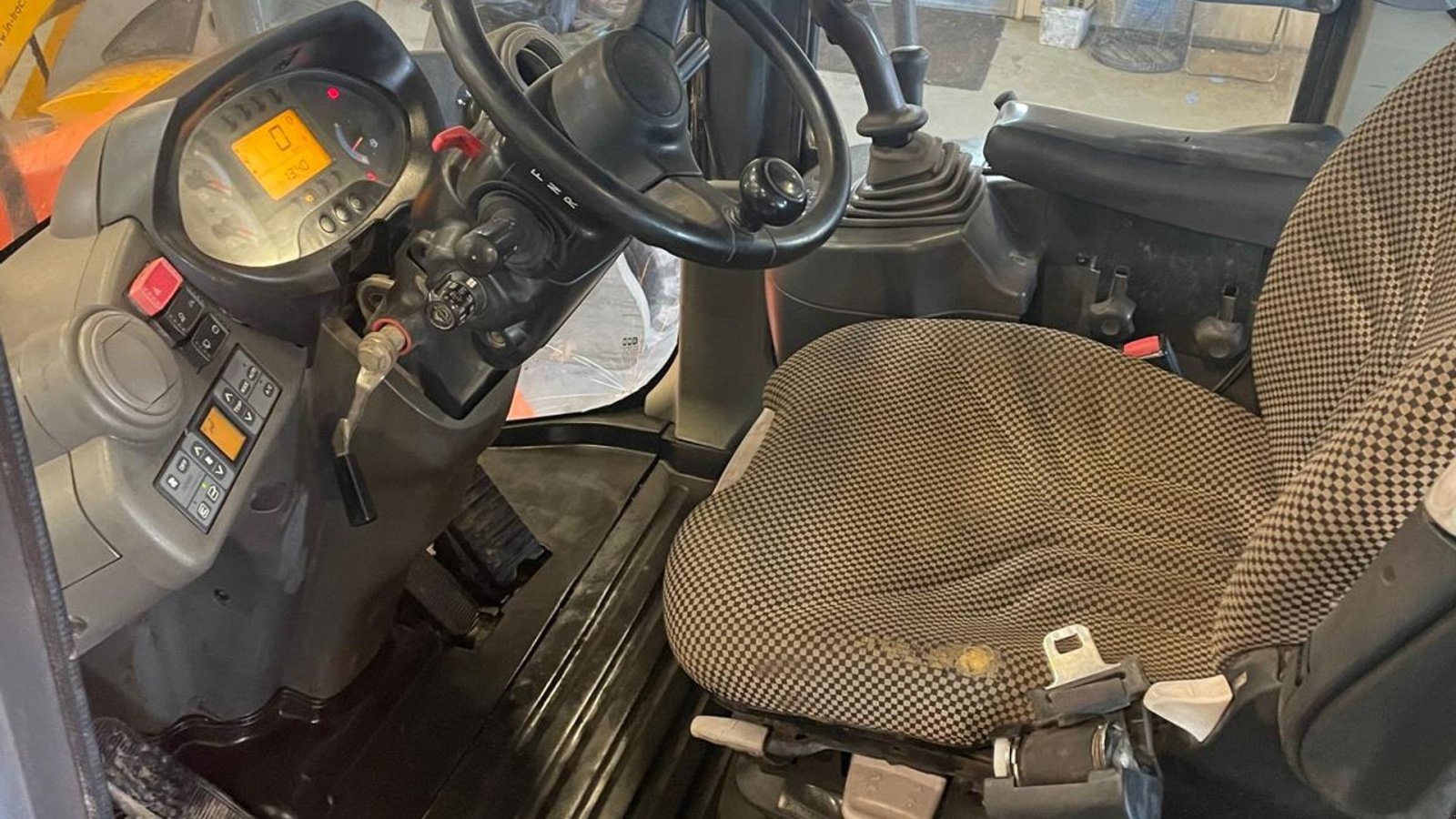 Radlader des Typs Hitachi ZW250 volvo hurtigskift og skovl, Gebrauchtmaschine in Kongerslev (Bild 12)