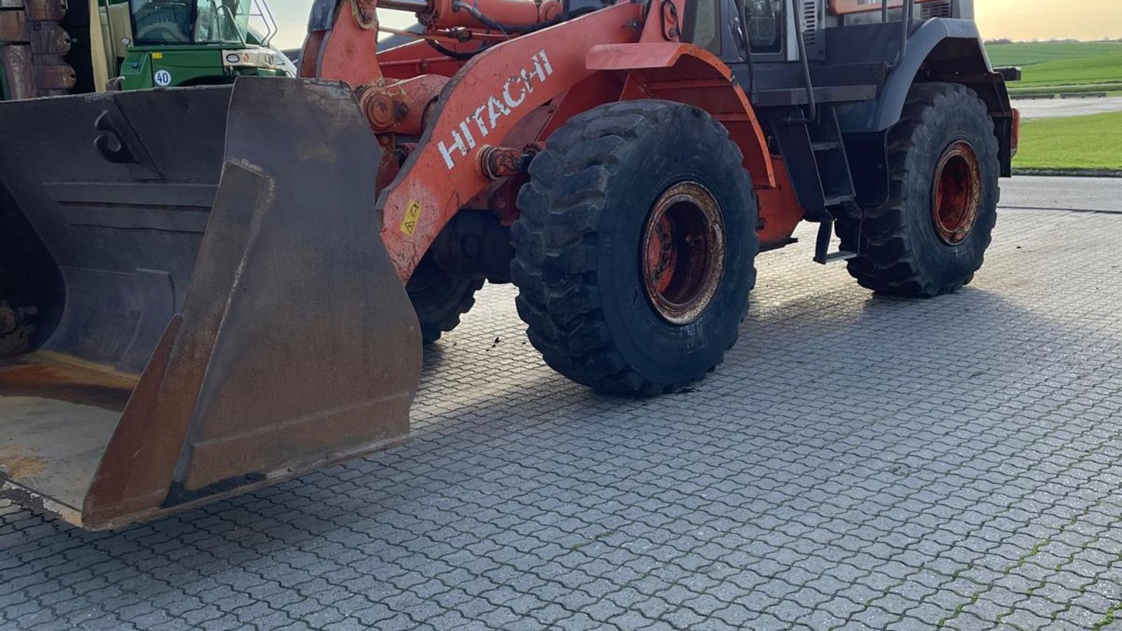 Radlader des Typs Hitachi ZW250 volvo hurtigskift og skovl, Gebrauchtmaschine in Kongerslev (Bild 8)