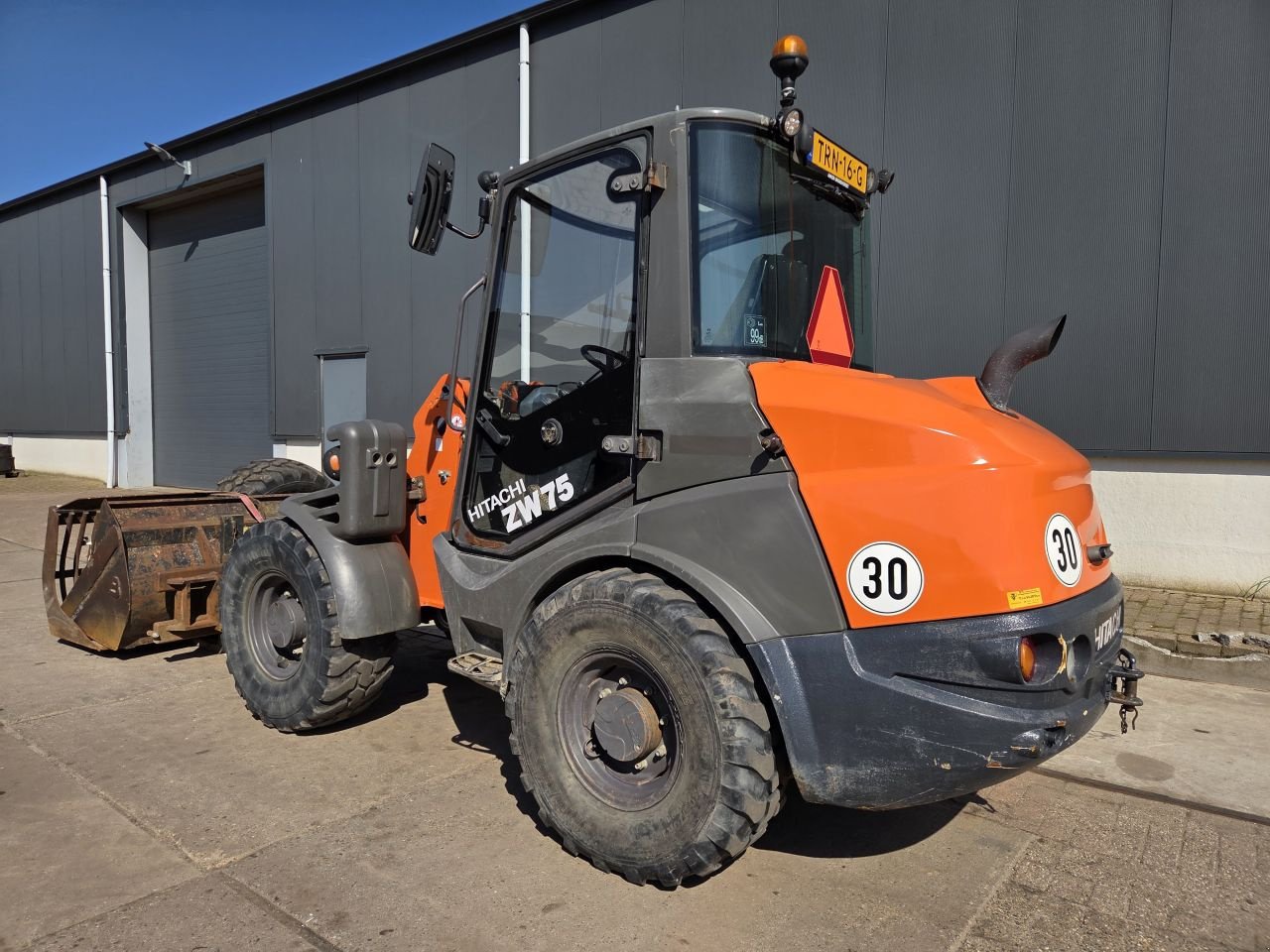 Radlader tip Hitachi ZW75, Gebrauchtmaschine in Oirschot (Poză 2)