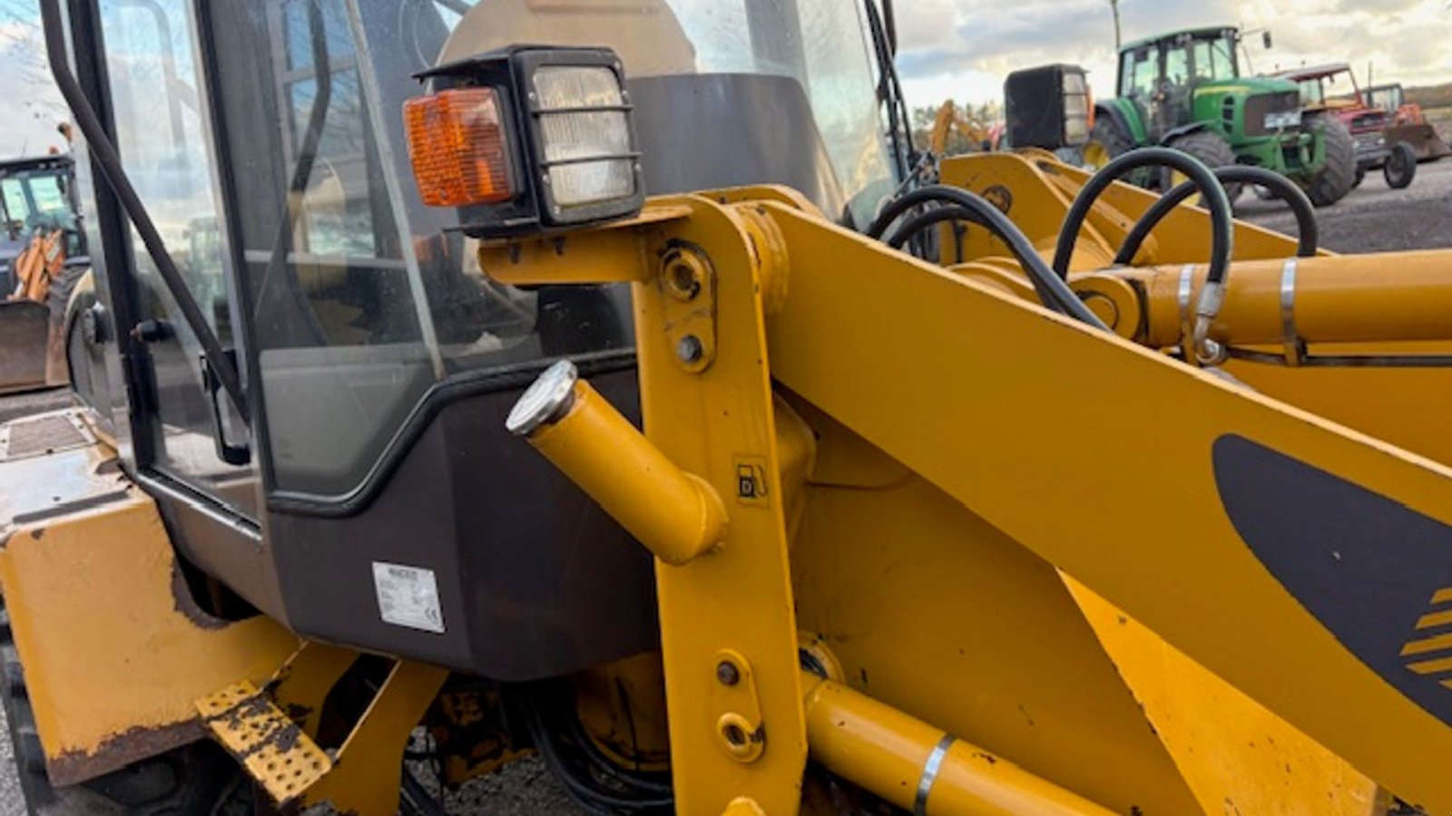 Radlader του τύπου Hydrema Wl 550C HYDRAULISK SKIFT, SKOVL OG GAFLER, Gebrauchtmaschine σε Dronninglund (Φωτογραφία 11)