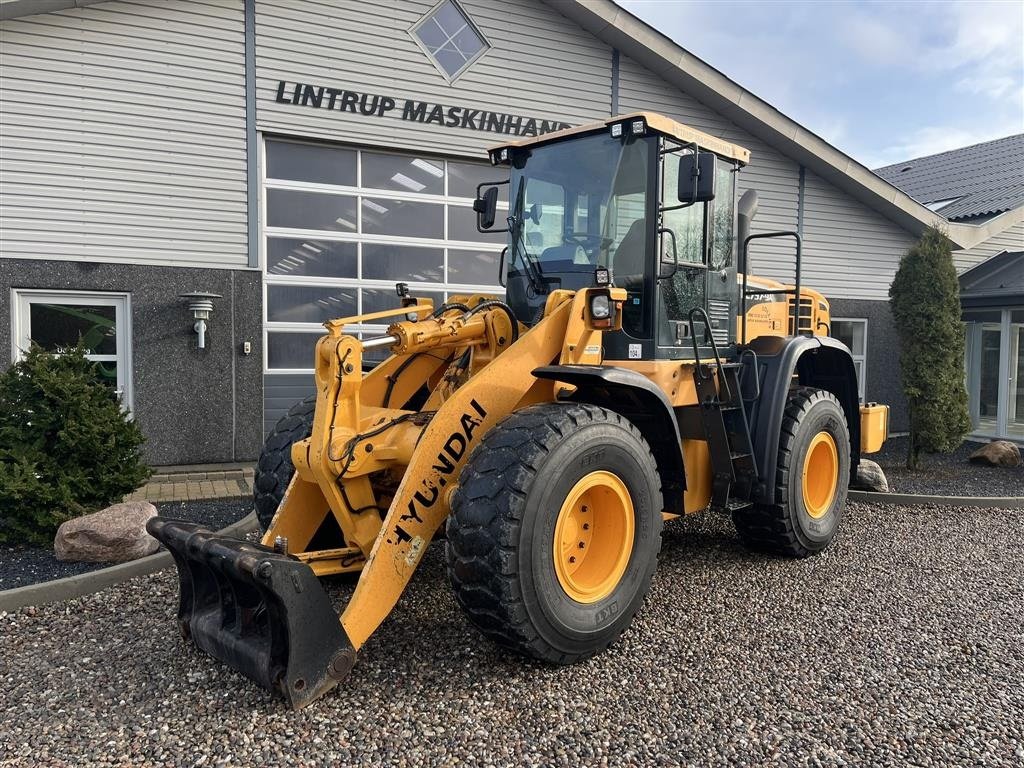 Radlader des Typs Hyundai 757-9A Med hurtigskifte og centralsmørring. Lock-up (5gear), Gebrauchtmaschine in Lintrup (Bild 5)