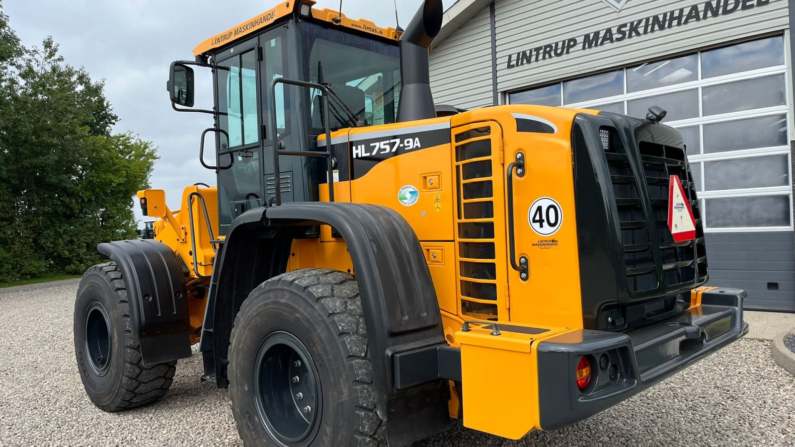 Radlader του τύπου Hyundai 757-9A XTD med lang-arm. En-ejeres maskine med Lock-UP., Gebrauchtmaschine σε Lintrup (Φωτογραφία 10)