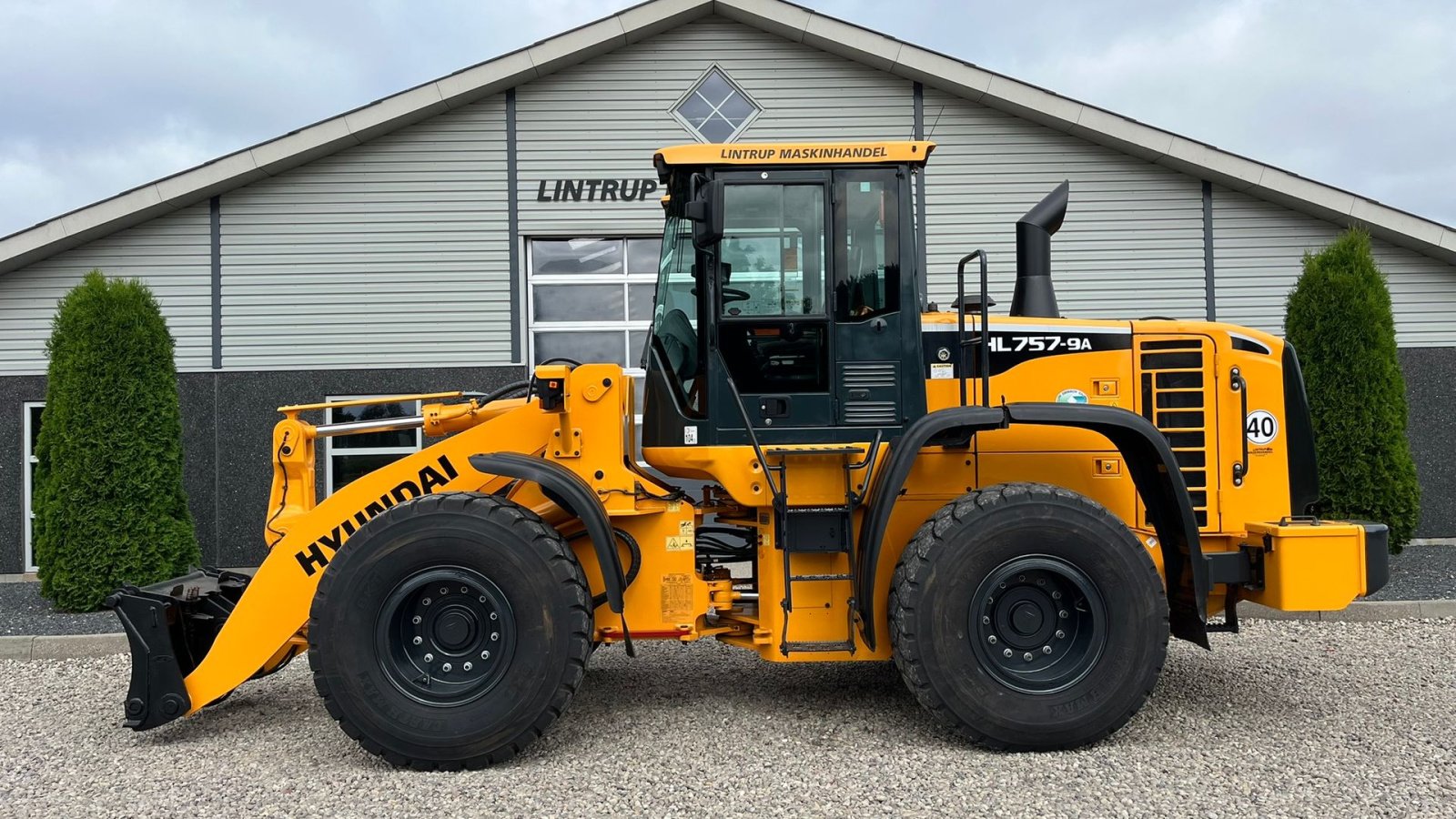 Radlader του τύπου Hyundai 757-9A XTD med lang-arm. En-ejeres maskine med Lock-UP., Gebrauchtmaschine σε Lintrup (Φωτογραφία 1)