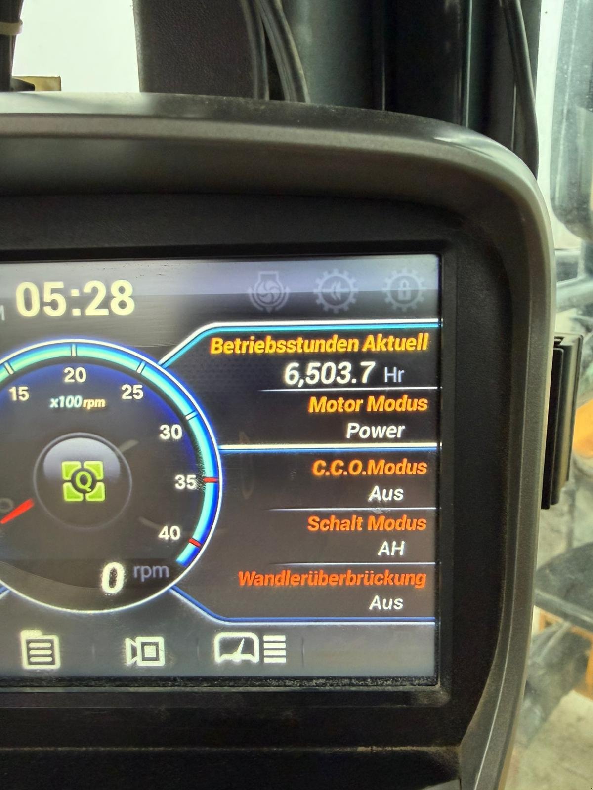 Radlader of the type Hyundai HL 960, Gebrauchtmaschine in Dasing (Picture 4)