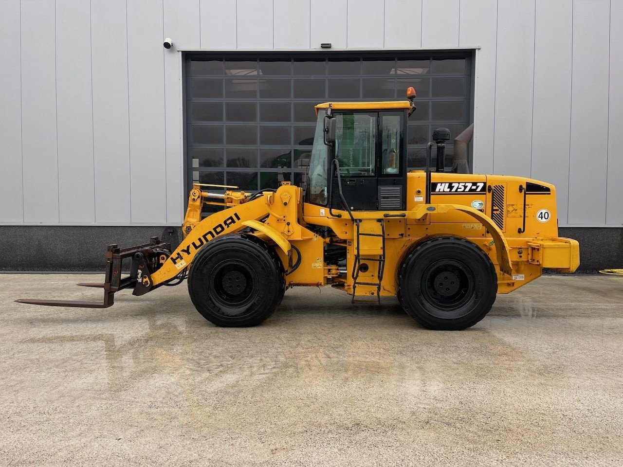 Radlader tipa Hyundai HL757-7, Gebrauchtmaschine u Holten (Slika 2)