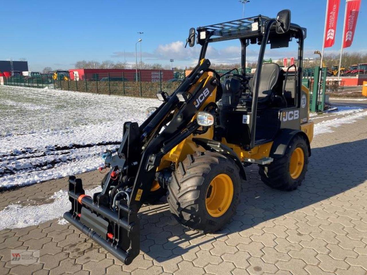 Radlader des Typs JCB 403 AGRI HOFLADER, KOMPAKTRADLADER, Neumaschine in Oyten (Bild 2)