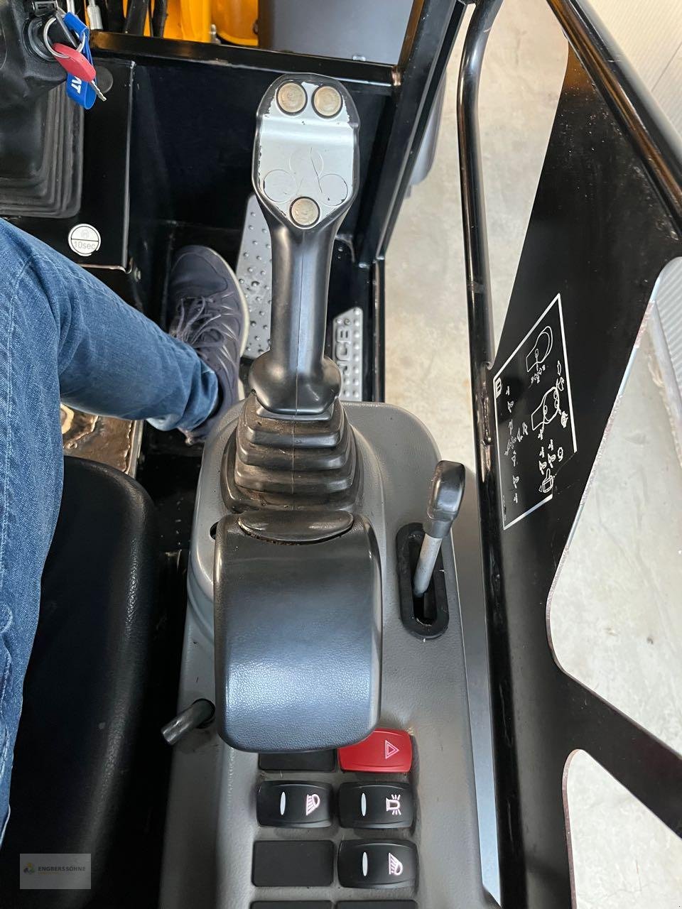 Radlader типа JCB 403 Agri  Schutzdach, Gebrauchtmaschine в Uelsen (Фотография 12)