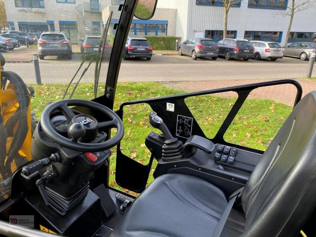 Radlader typu JCB 403 E AGRI HOFLADER, FÖRDERFÄHIG, Neumaschine v Oyten (Obrázek 6)