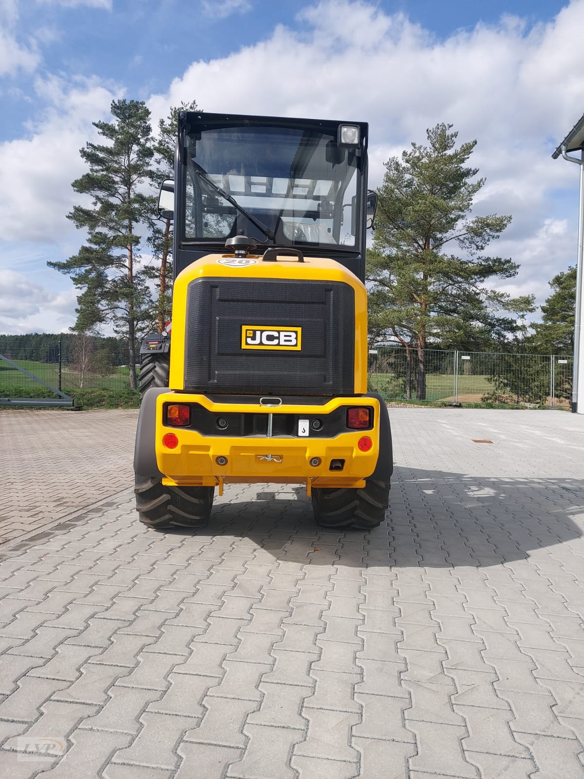Radlader of the type JCB 403 Front-u.Heckscheibe 25PS, Neumaschine in Pegnitz (Picture 7)
