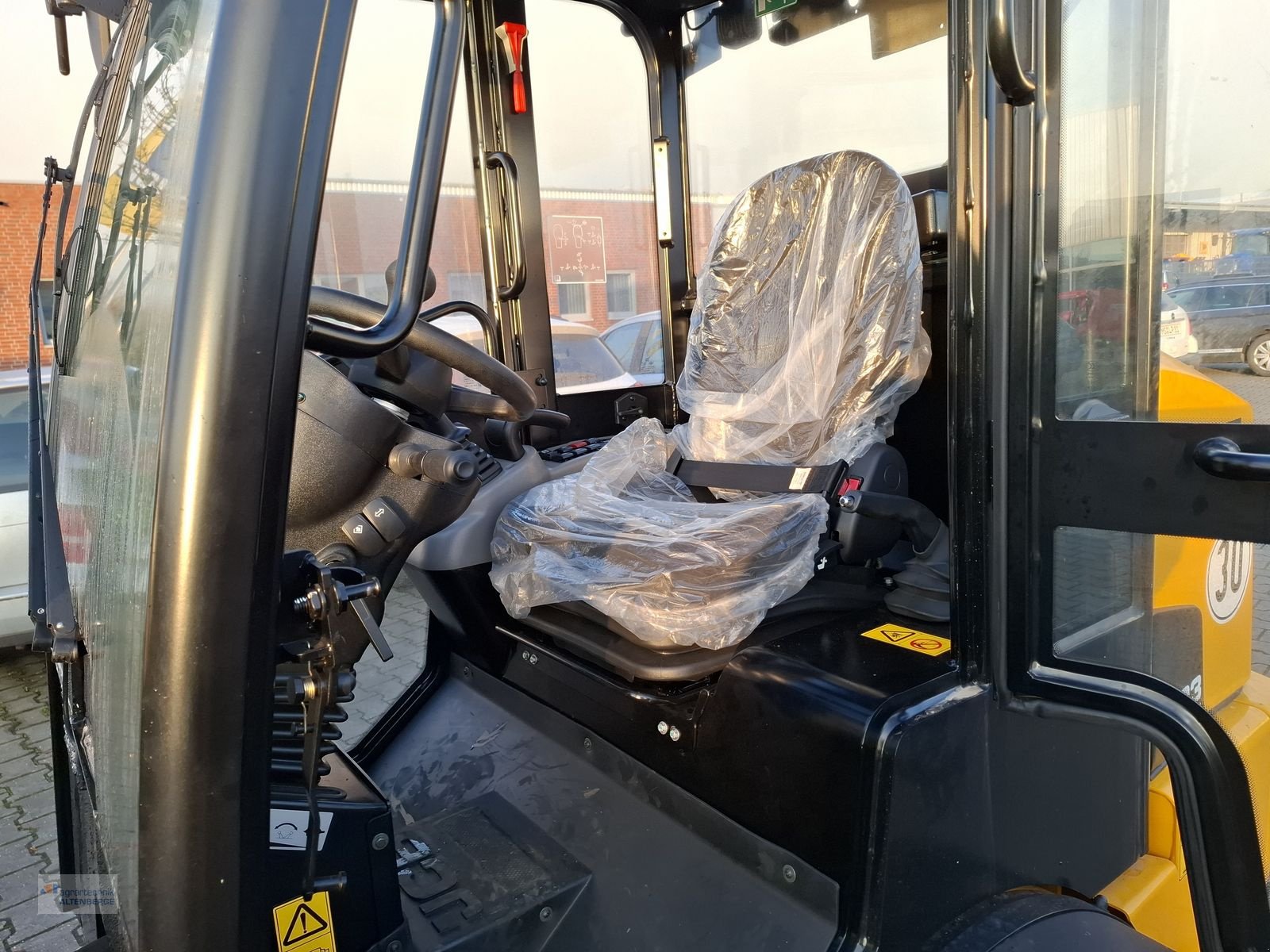 Radlader типа JCB 403 Plus mit Kabine, Vorführmaschine в Altenberge (Фотография 13)