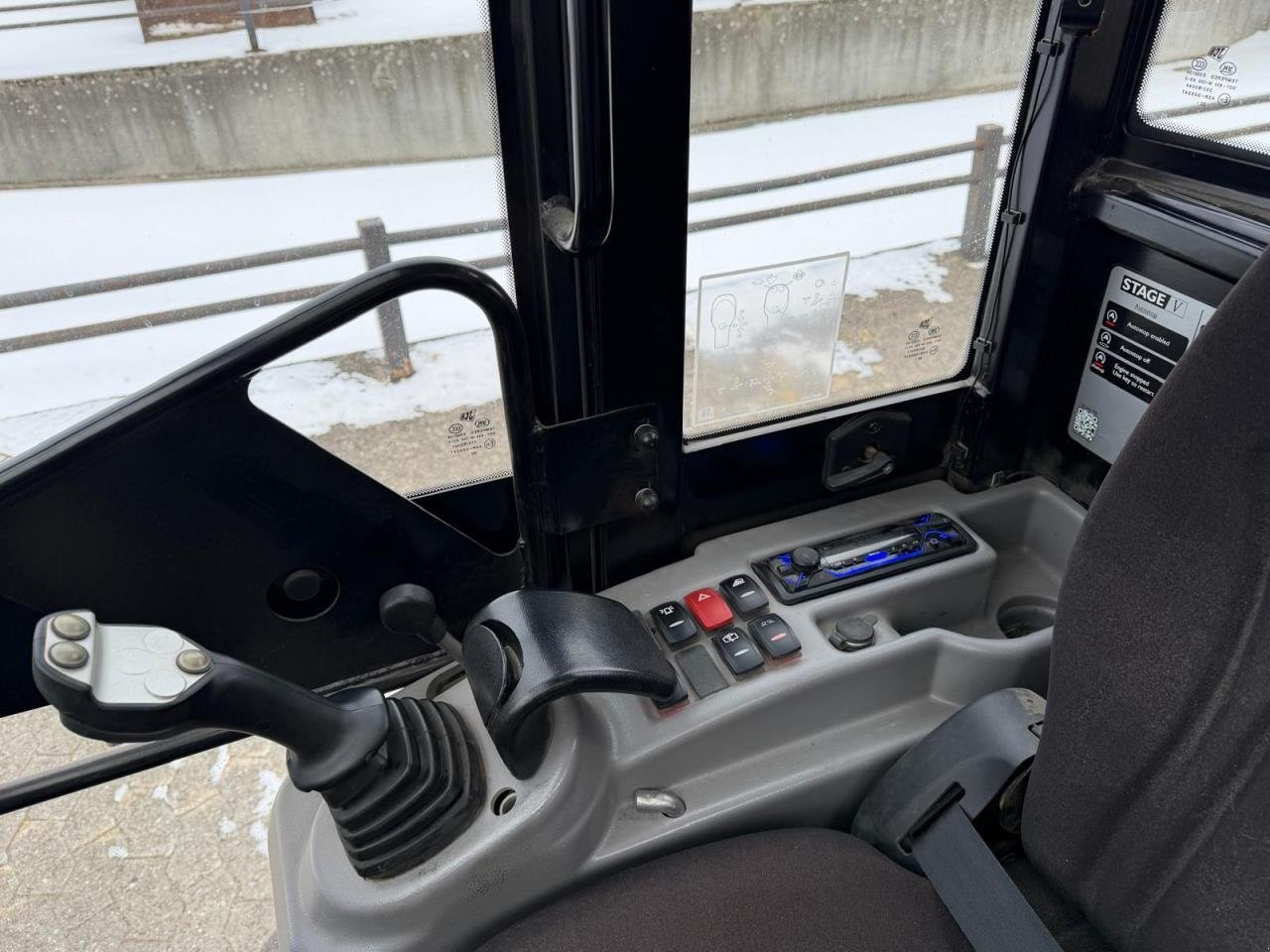 Radlader tip JCB 403 PLUS, Gebrauchtmaschine in Middelfart (Poză 3)