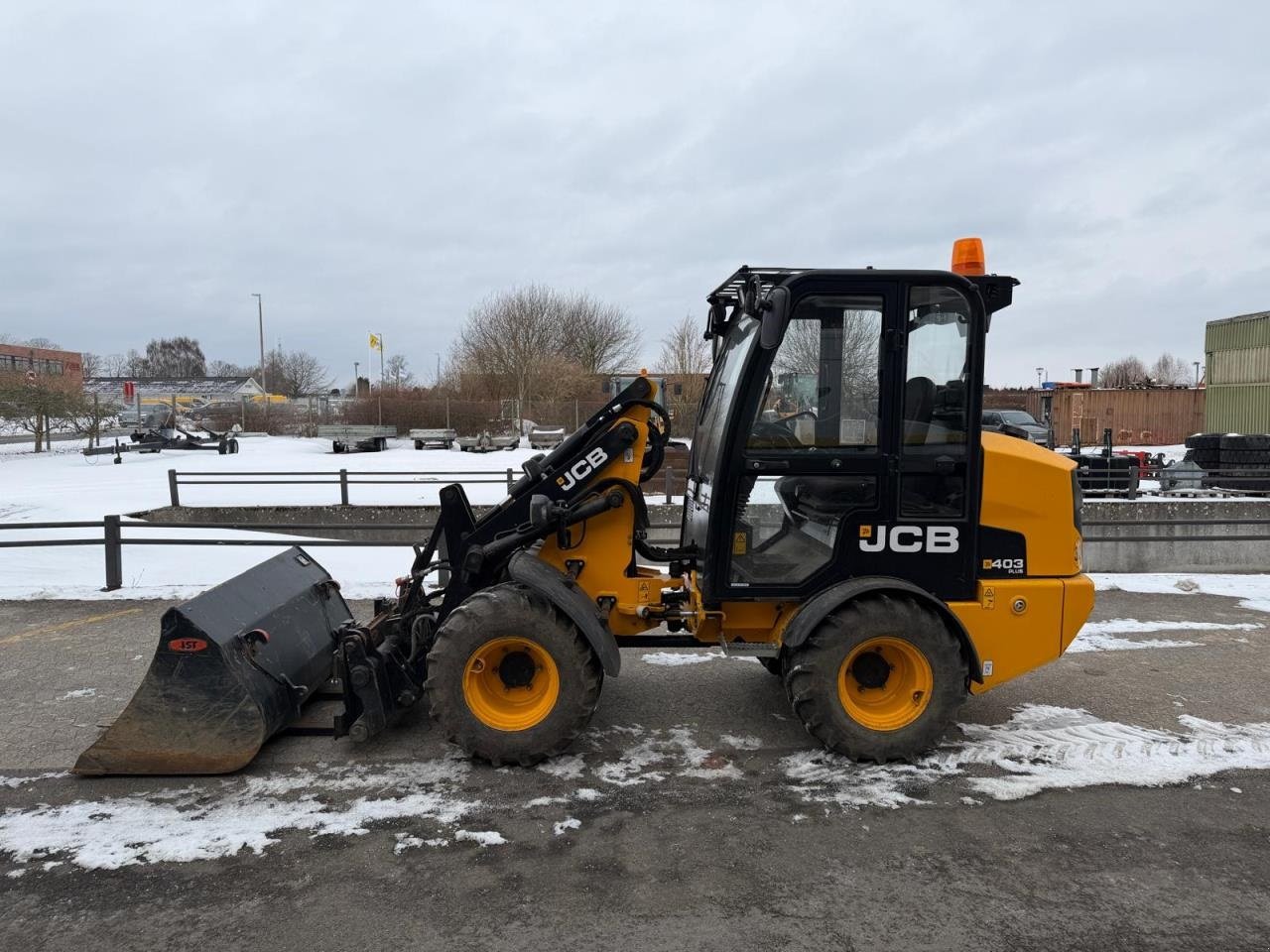 Radlader tip JCB 403 PLUS, Gebrauchtmaschine in Middelfart (Poză 1)