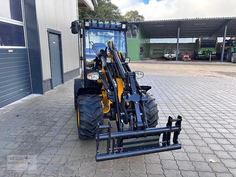 Radlader typu JCB 403 Plus, Gebrauchtmaschine v Geestland (Obrázek 3)