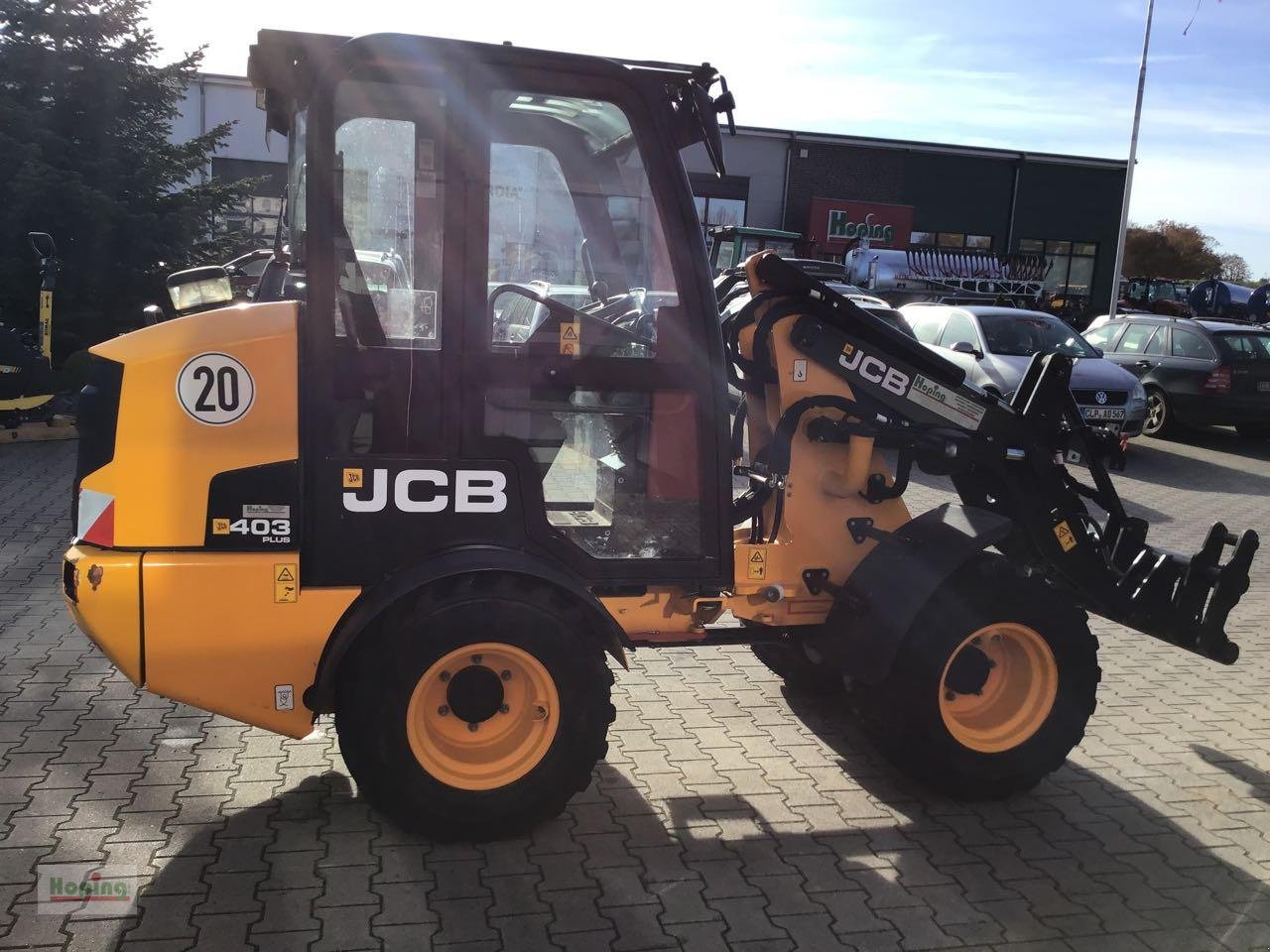 Radlader of the type JCB 403 PLUS, Mietmaschine in Bakum (Picture 4)