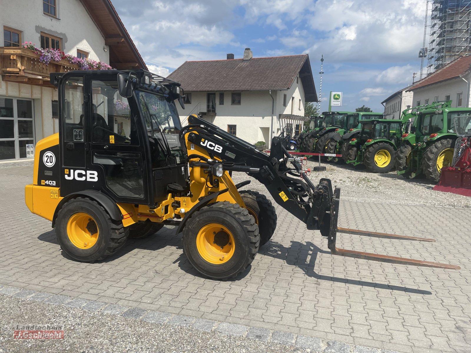 Radlader of the type JCB 403 Smart Power, Gebrauchtmaschine in Mühldorf (Picture 5)