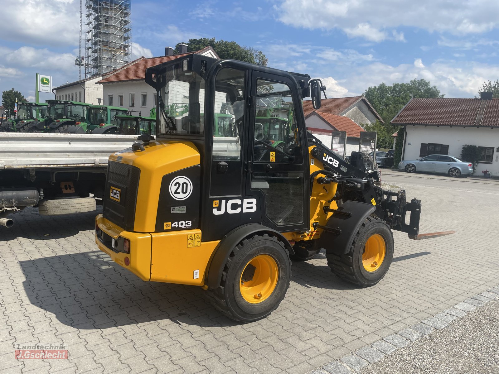 Radlader of the type JCB 403 Smart Power, Gebrauchtmaschine in Mühldorf (Picture 8)