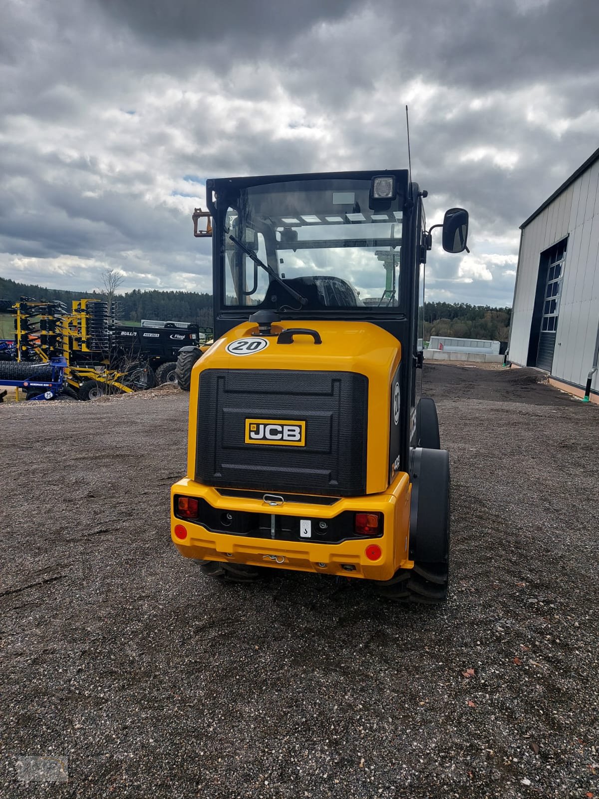 Radlader des Typs JCB 403 Vollkabine mit Heizung 25PS, Neumaschine in Pegnitz (Bild 8)