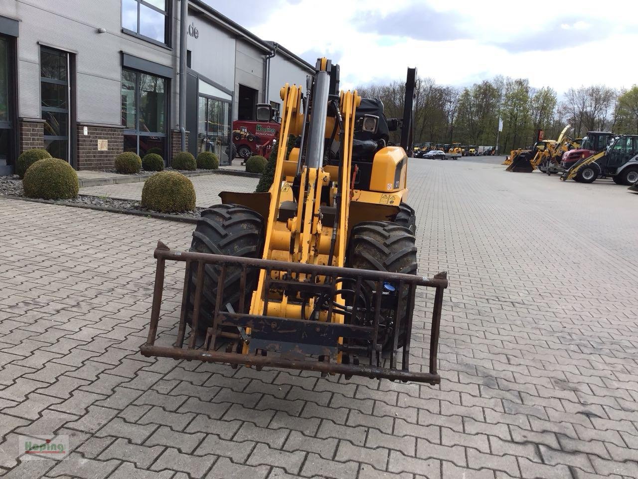 Radlader des Typs JCB 403, Gebrauchtmaschine in Bakum (Bild 3)