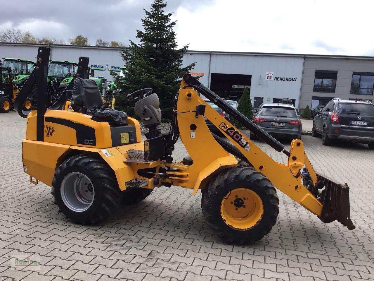Radlader des Typs JCB 403, Gebrauchtmaschine in Bakum (Bild 4)