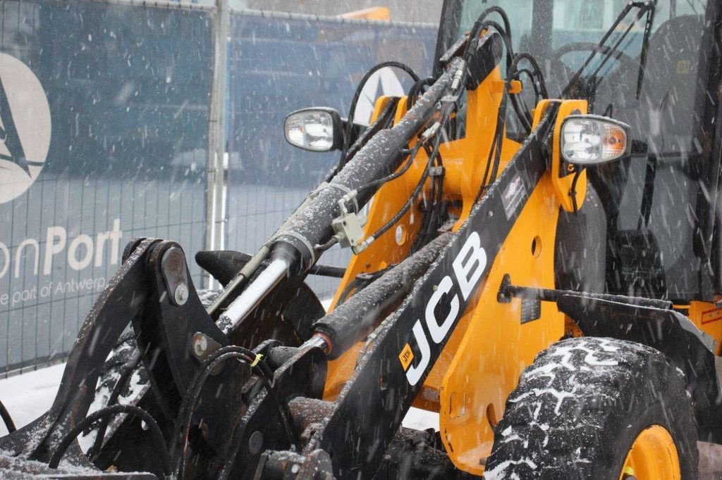 Radlader des Typs JCB 406 T4, Gebrauchtmaschine in Antwerpen (Bild 11)
