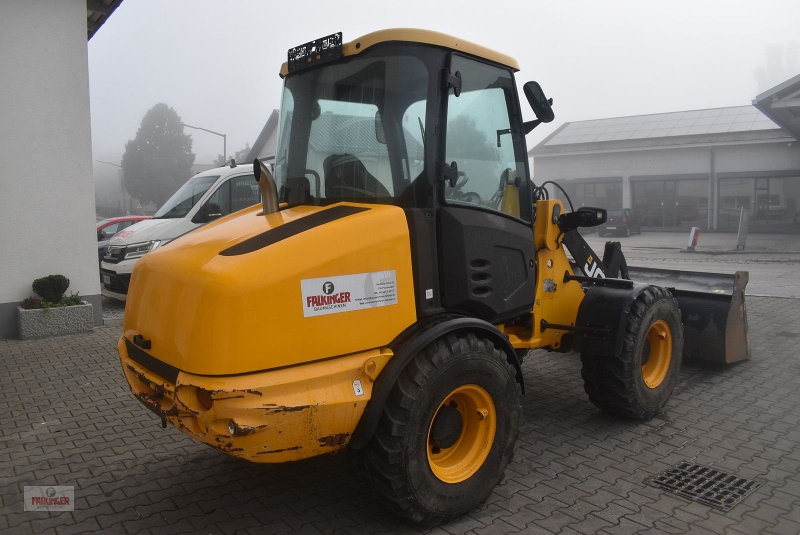 Radlader Türe ait JCB 406, Gebrauchtmaschine içinde Putzleinsdorf (resim 4)