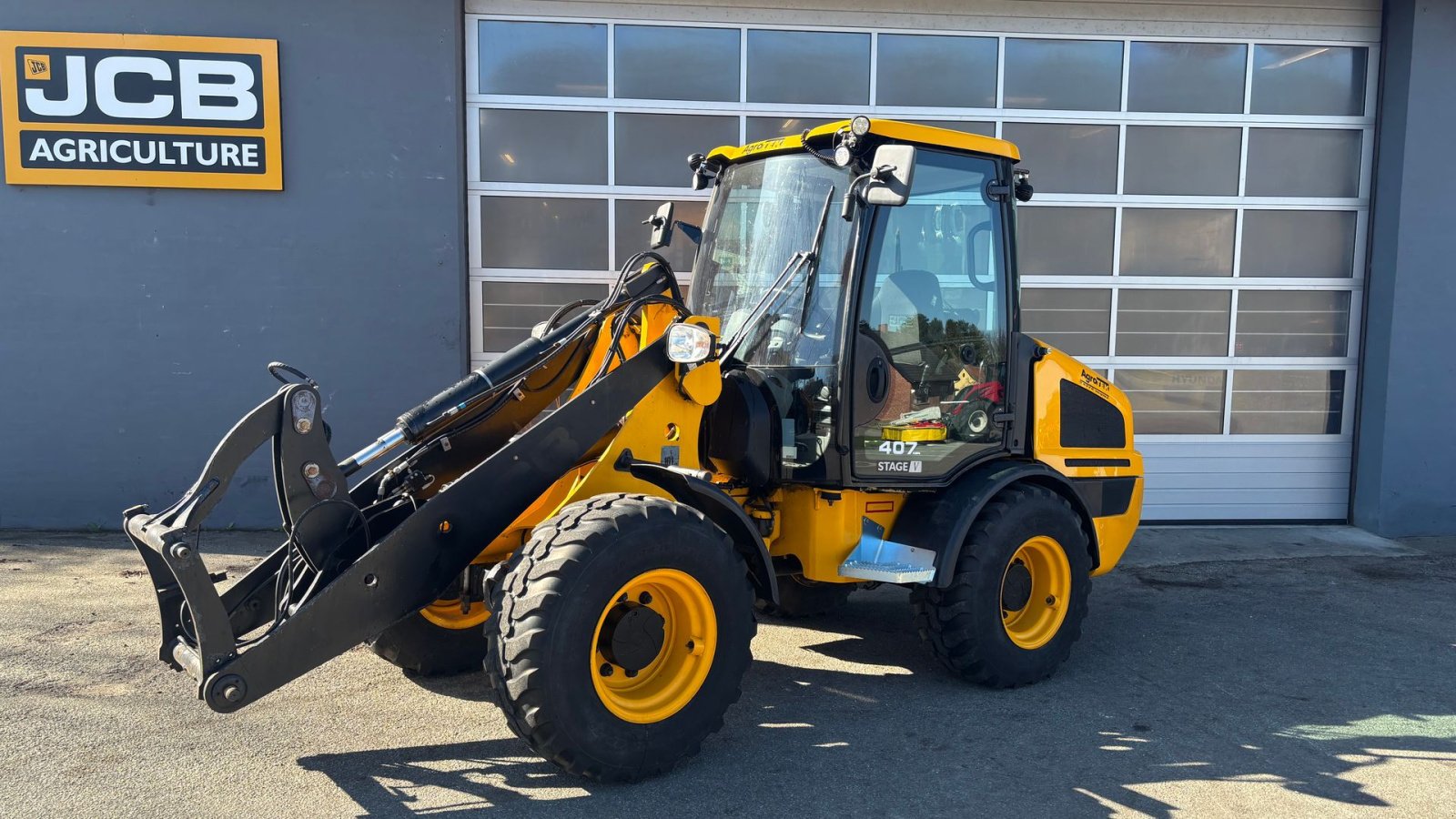 Radlader типа JCB 407, Gebrauchtmaschine в Hobro (Фотография 1)