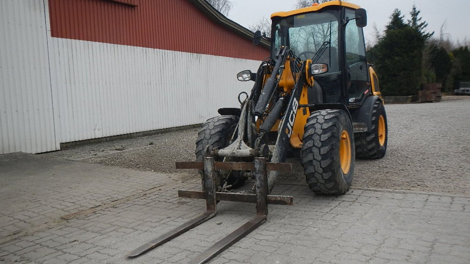 Radlader Türe ait JCB 407, Gebrauchtmaschine içinde Aabenraa (resim 4)