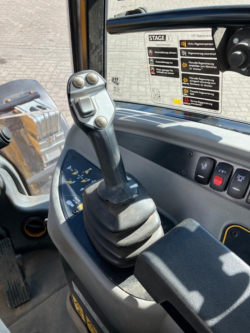 Radlader типа JCB 407, Gebrauchtmaschine в Sittensen (Фотография 13)