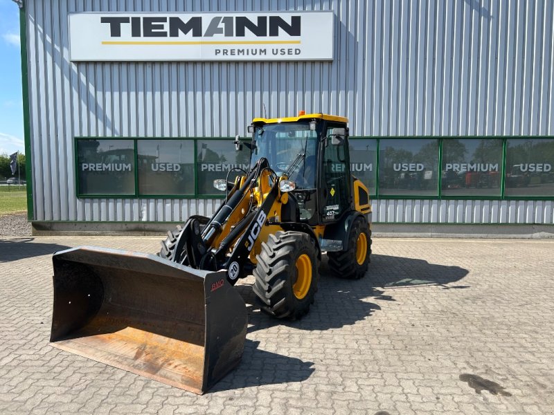 Radlader типа JCB 407, Gebrauchtmaschine в Sittensen (Фотография 1)