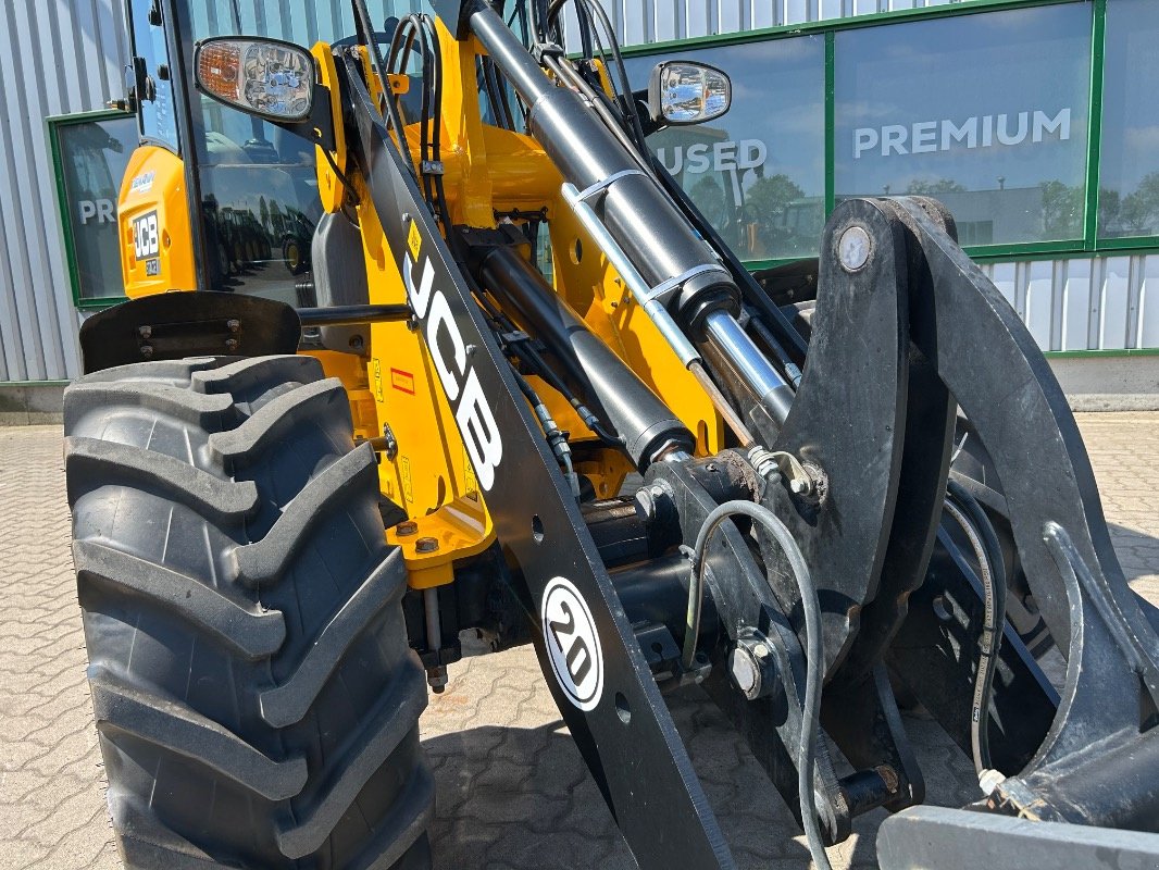 Radlader типа JCB 407, Gebrauchtmaschine в Sittensen (Фотография 10)