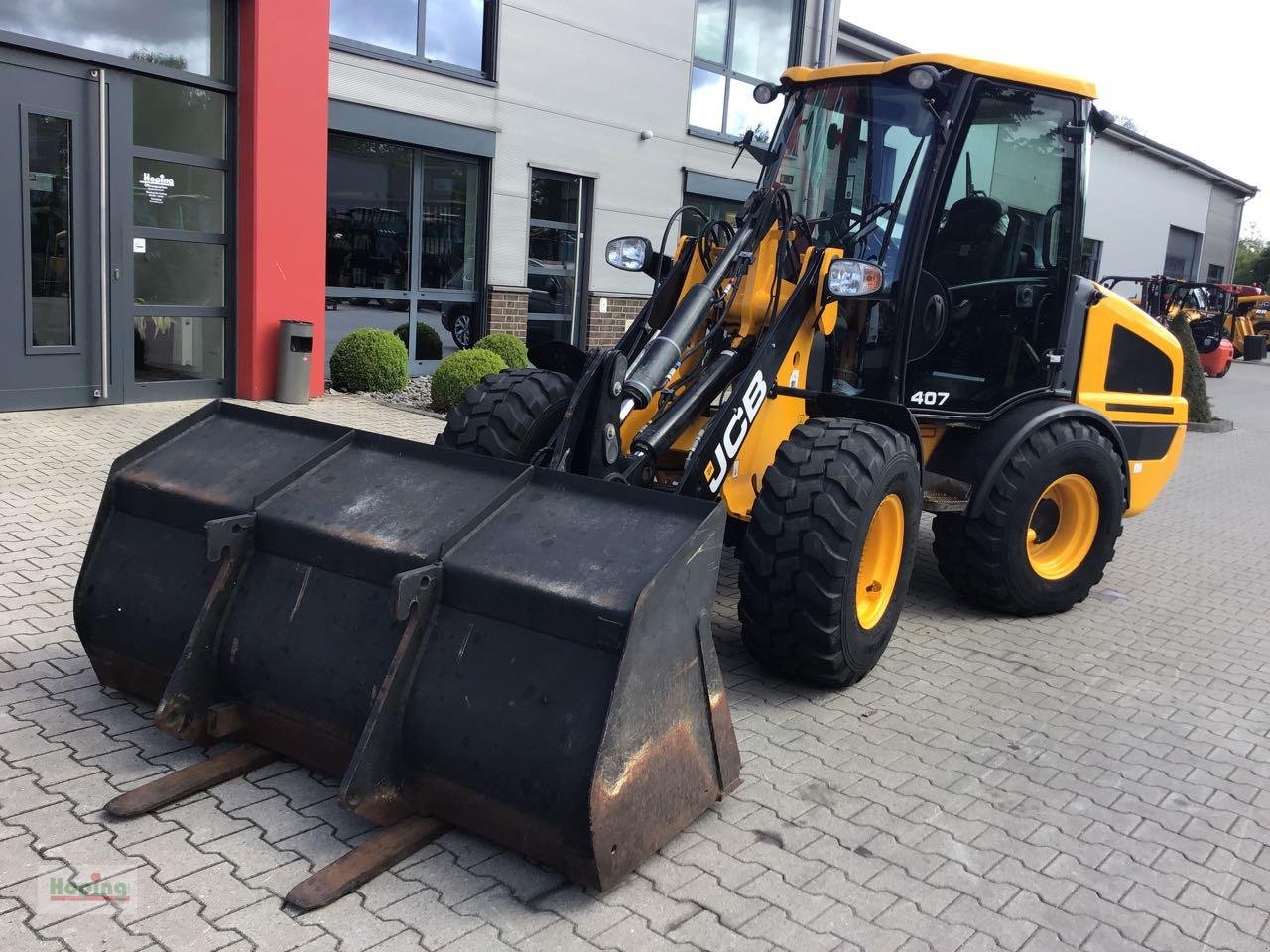 Radlader typu JCB 407, Gebrauchtmaschine v Bakum (Obrázek 2)